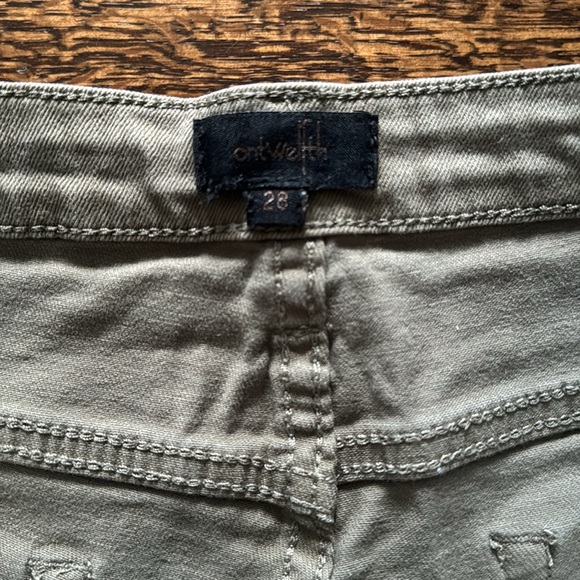 Army green denim short shorts - Picture 3 of 3